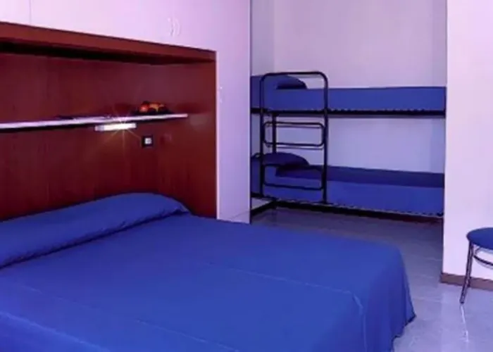 Cozy With Terrace דירה *